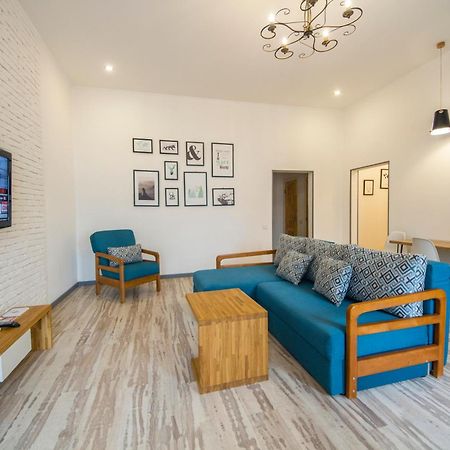 Dayflat Apartments Khreschatyk Kiev Buitenkant foto